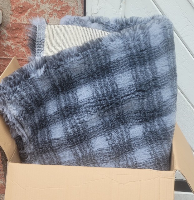 NonSlip Vetbed Grey Tartan